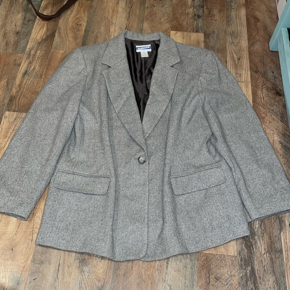 Pendleton Wool Blazer.  Fully Lined.  Size 16W. Vintage/90’s.  Gray. - Picture 5 of 15